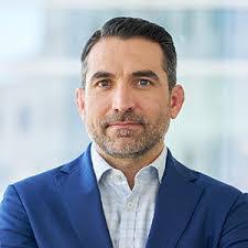 Brandon Rossi's Instagram, Twitter & Facebook