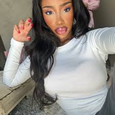 Sierra Weaver (@sweave6)