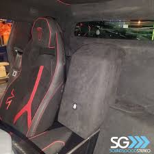 Tough Picture To Capture But The Lamborghini Aventador Sv Enclosure Is Installed Along With A Usb Port Once The Other Seat Goes Back In The Enclosure Dissape