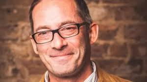 Bowel cancer patients fear cost of break in treatment