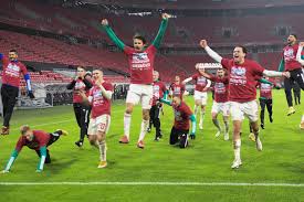 Jun 22, 2021 · dans un spot pour adidas publié aujourd'hui, benzema rappelle sa joie de revenir chez les bleus. Equipe De France Que Vaut La Hongrie Adversaire Des Bleus Lors Du Prochain Euro