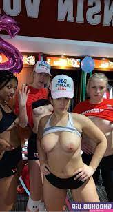 Volleyball team nude | PORNrain.com