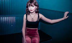Maisie peters's age is 20. New Impressions Maisie Peters Sells Out Mercury Lounge On Her First U S Headliner Impressions Magazine