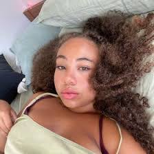 Larry Kenna's Instagram, Twitter & Facebook