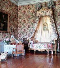 Dorian Guo Merveillesdeloi On Instagram Madame Fouquet S Bedroom Bed Table Pierremigeon Lit A La Turque Felixl Decor Space Interiors Vintage Interiors