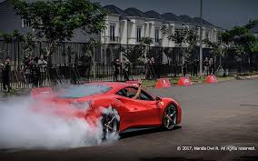 Hd Wallpaper 488 Gtb Auto Racing Automobile Burnout Car F1 Ferrari Wallpaper Flare