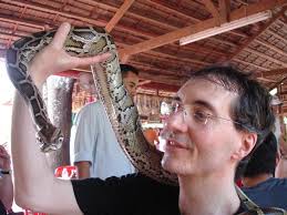 Aging Hippie's Narcotics Arrest Surprises Neighbors