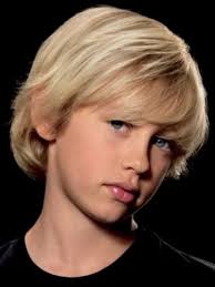 Coupe de cheveux garcon idees pour les petits messieurs. 25 Idees De Theo Cheveux Coiffure Garcon Coupe De Cheveux Garcon Coupe Garconne