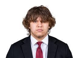 Ashton Beers's Instagram, Twitter & Facebook