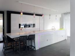 corian keukeneiland met led verlichting keuken verlichting eiland keuken verlichting keukeneiland