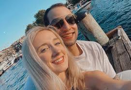 Let's welcome our new members! New members, please let us know what sort of  reptiles you have or are interested in. Marissa Sybrant, JRP  Bio-Ilustración, Natasha Nicholas, Calvin Stanley, Denny Ramos, Sierra