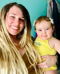 April Layton's Instagram, Twitter & Facebook