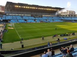 Santi mina, hijo de santiago mina vallespín, que jugó en el celta entre los años 1981 y 1984, nació en vigo el 7 de diciembre de 1995 y jugó en las categorías inferiores del r. Estadio De Balaidos Vigo The Stadium Guide