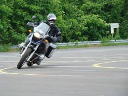 If you want to ride a motorcycle, make sure you have any required licenses and safety gear, especially a durable helmet. 10 Riding Tips For Beginners Part 4 Autoevolution