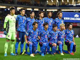 The japan national football team, nicknamed the samurai blue (サムライ・ブルー), represents japan in men's international football and it is controlled by the japan football association (jfa), the governing body for football in japan. æ—¥æœ¬ä»£è¡¨ã¯2023å¹´ä»¥é™ã‚‚ã‚¢ãƒ‡ã‚£ãƒ€ã‚¹ JfaãŒã‚µãƒ—ãƒ©ã‚¤ãƒ¤ãƒ¼å¥'ç´„å»¶é•·åˆæ„ã‚'ç™ºè¡¨ ã‚²ã‚­ã‚µã‚«