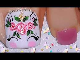 Una opción para las pequeñas que quieren usar uñas en su graduación y con un diseño bastante adecuado a su edad en el vídeo aparece el nombre de la ganadora. Decoracion De Unas Pies Unicornio Unas Decoradas Con Unicornio Diseno Para Pies Youtube Disenos Para Pies Unas Pies Decoracion Disenos De Unas Pies
