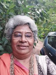 Introduction and photo sharing in a religious community