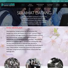 Pada kali pertama anda mencoba powerpoint designer, aplikasi akan meminta izin untuk menyediakan ide desain. Typography