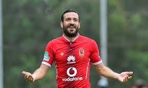 وتقول الإحصاءات إن واحدا من كل أربعة مرضى يموت في الغرب بسبب أمراض القلب والأوعية الدموية، باعتبار أن أول العلامات التي تشير إلى مرض القلب تكون لدى الغالبية بالإصابة. ØªÙ‚Ø±ÙŠØ± ÙƒÙˆÙˆÙˆØ±Ø© ØºÙŠØ§Ø¨ Ù…Ø¹Ù„ÙˆÙ„ Ø£ÙƒØ¨Ø± Ø¶Ø±Ø¨Ø© Ù„Ù„Ø£Ù‡Ù„ÙŠ ÙÙŠ Ø§Ù„Ù‚Ù…Ø©