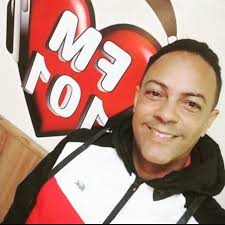Jornalista Celicio Aguiar deixa Rádio 101FM líder de audiência em Macaé