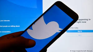 Hundreds of twitter employees recently signed a letter urging twitter ceo jack dorsey to ban the president for using the platform to incite violence in the wake of the capitol siege. Twitter To Ban All Political Ads News Dw 30 10 2019