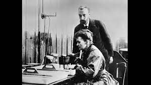 Pierre et marie curie (french pronunciation: Qui Etait Marie Curie Ca M Interesse