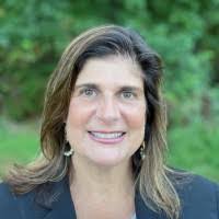 Kristen Koop's Instagram, Twitter & Facebook