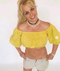 Britney spears is singlehandedly winning instagram, and you betcha it's her prerogative. Dlisted Britney Spears Defends Her Instagram Posts As Fans Claim She S Crying Out For Help