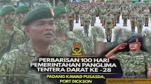 Pingat perkhidmatan cemerlang (p.p.c.) merupakan pingat bagi pegawaiperkhidmatan awam yang menunjukkan kecemerlangan luar biasa dalam tugasyang diamanahkan serta aktif dalam penglibatan dan sumbangan di luar tugasrasmi termasuk aktiviti kesukarelaan, kemasyarakatan, sukan. Pingat Perkhidmatan Setia Wikivisually