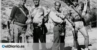 Le livre numérique (en anglais : La Caza 50 Anos De La Pelicula Que Esquivo La Censura Y Emociono En Berlin