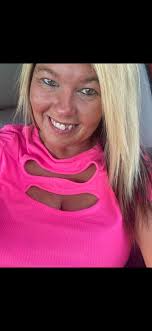 Good morning, Looking for a best friend 🧡