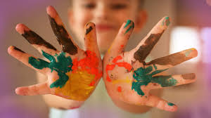 Reggio Emilia Approach: What It Is and Is It Right for Your Child