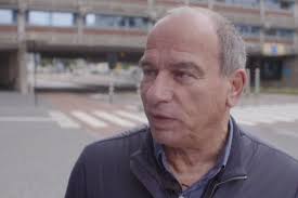 Vorige maand verloor opiniepeiler maurice de hond zijn zoon marc (42) aan de gevolgen van blaaskanker. Maurice De Hond Vertelt Openhartig Over Verlies Zoon Marc