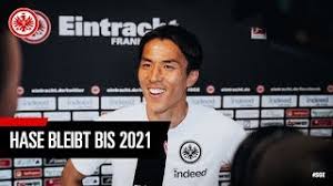 This is the profile site of the manager fredi bobic. Meine Frau Hat Gesagt Es Ist Okay I Makoto Hasebe Verlangert Seinen Vertrag Bis 2021 Youtube