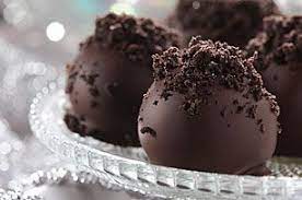Oreo Truffles Delicious And Easy To Make Desserts Cookie Balls Recipe Oreo Cookie Balls Recipe