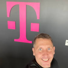 Larry Petrone's Instagram, Twitter & Facebook