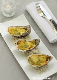 De Vous A Moi Huitres Chaudes Aux Poireaux Beurre Blanc Au Curry Recette Huitre Huitre Chaude Recette
