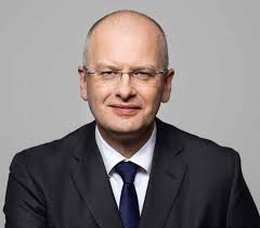 UK Annual Report 2016: A clear insight (including the Transparency Report)