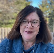 Celebrating 20 Years of Dedication: Honoring JourneyCare's Hospice Liaison  Eileen Considine Boggins This year marks Eileen Considine Boggins' 20th  anniversary of unwavering commitment to hospice care at JourneyCare. From  her first introduction