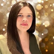 Monique Mcdermott's Instagram, Twitter & Facebook