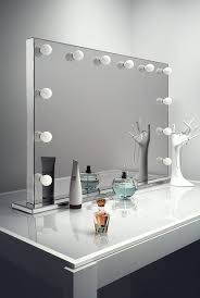 Amazon Com Diamond X Mirror Finish Hollywood Makeup Mirror Dimmable Led K253ww Home Amp Dressing Room Mirror Hollywood Mirror With Lights Hollywood Mirror