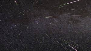 Os meteoros têm preferência em cair no centro da área. Como Ver A Chuva De Meteoros Da Madrugada De Maio