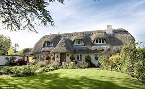 We have over 20,000 unique cottages sourced from 23 premium agencies listed on this one site. Christchurch Dorset Is This The Prettiest Cottage In England Remarkable Sea Views And All Yours For 3million Daily Mail Online