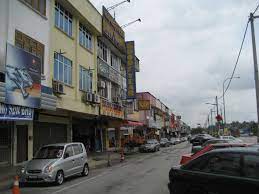 The medium of instruction is english. Nilai Wikipedia