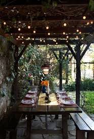 Un Peu Repas En Terrasse Gorgeous Ambiance Amenagement Jardin Deco Exterieure Pieces A Vivre Dans Le Jardin