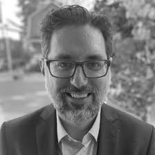 Jeff Lundeen's Instagram, Twitter & Facebook