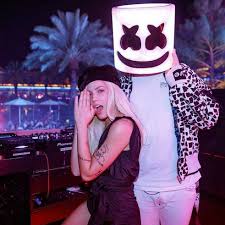 Christopher comstock's career began under a different nickname, dotcom, rather than marshmello. Tasty10 Joints 6 25 2020 J1japan Halsey Halsey Singer Singer
