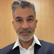 I know it looks like I'm having a terrible time here... fun fact: my smile  is directly correlated with how much I love school (a lot!). Fifth  residency of my masters program