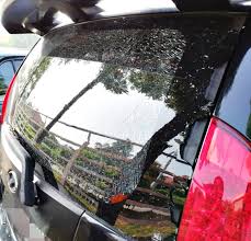 Cermin depan kereta pecah lukisan. Punca Cermin Kereta Retak Cermitok