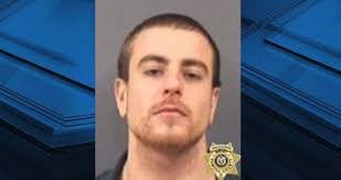 Damian Bradley's Instagram, Twitter & Facebook